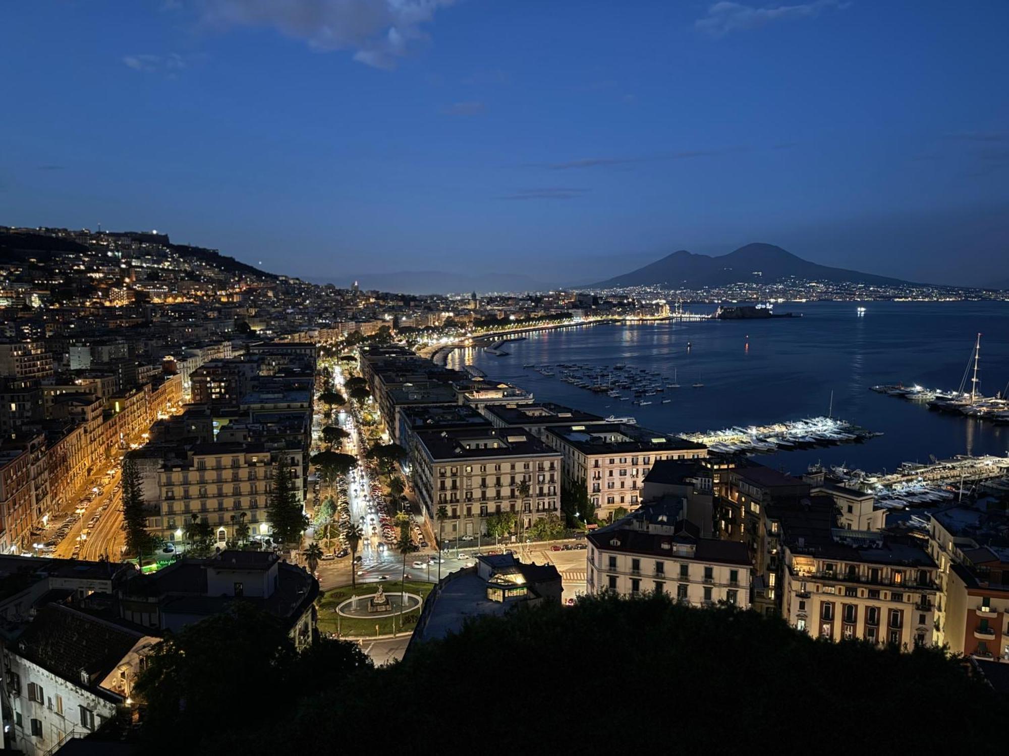 Dimora Poseidon Apartment Napoli Exterior foto